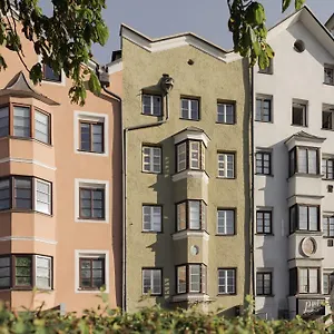 Gruene Haus - Boutique Ecofriendly Aparthotel Innsbruck